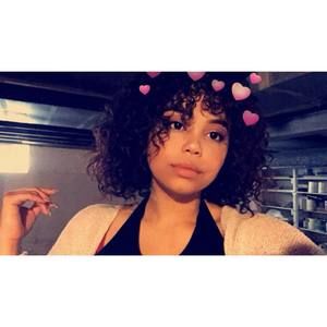 Meet your Posher, Brianna